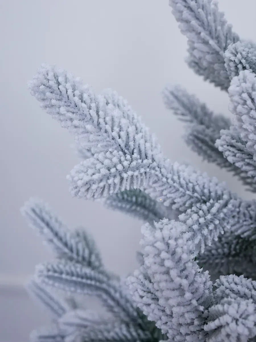 Sapin de Noël Crystal enneigé