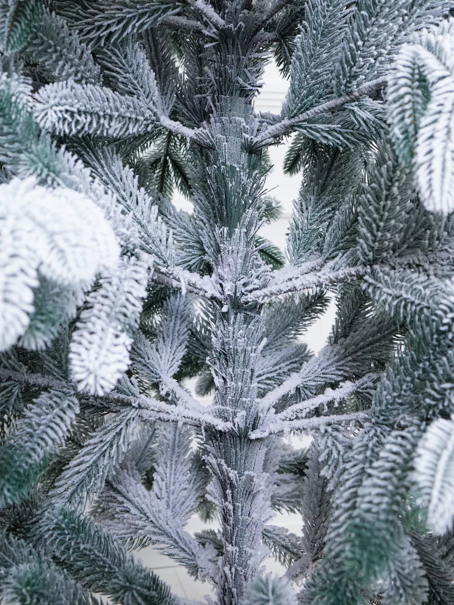 Sapin de Noël Elly enneigé